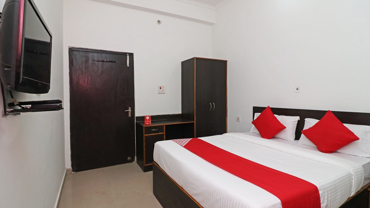 Photo of Bedroom in Rudrapur