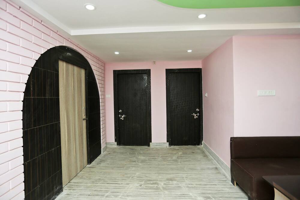Photo of Kitchen in Chinar Park