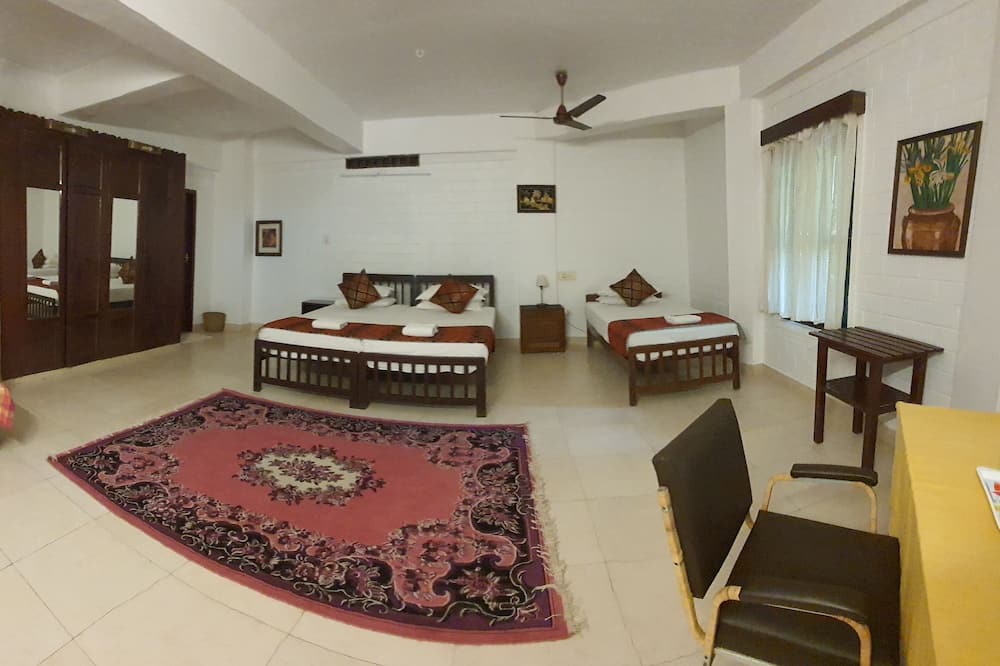 Photo of Bedroom in Puthenthope