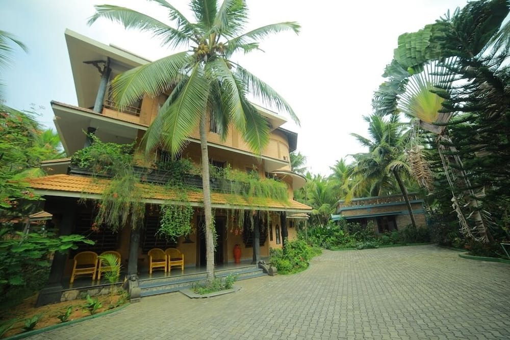 Photo of Outdoor in Puthenthope