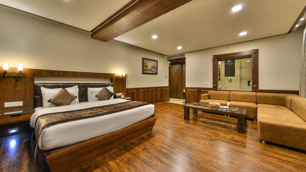 Photo of Bedroom in Srinagar