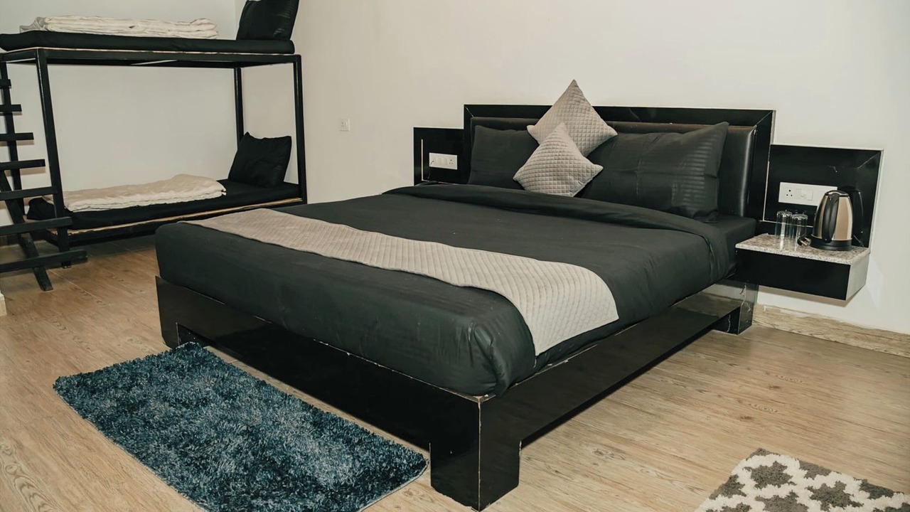 Photo of Bedroom in Nainital