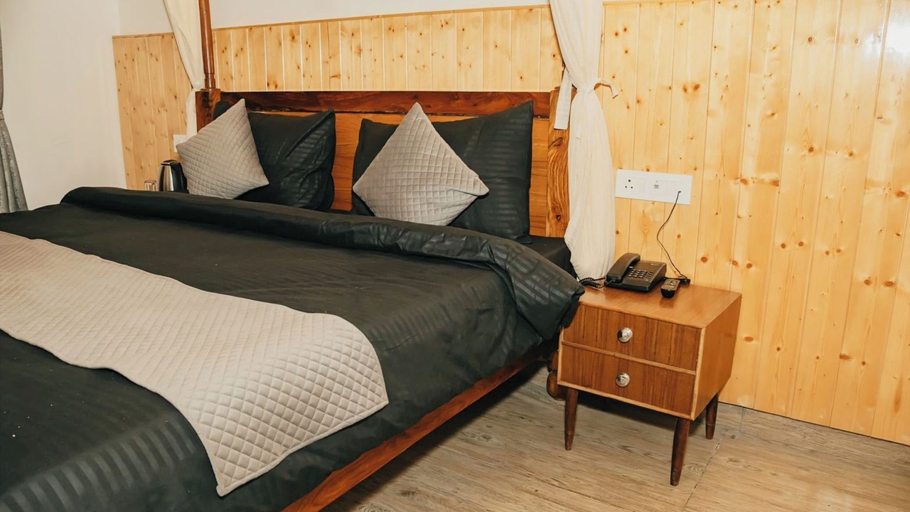 Photo of Bedroom in Nainital