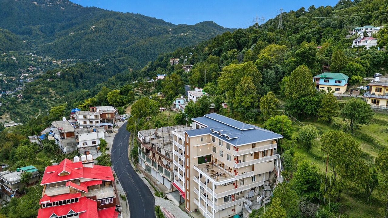 Photo of Outdoor in Bathri