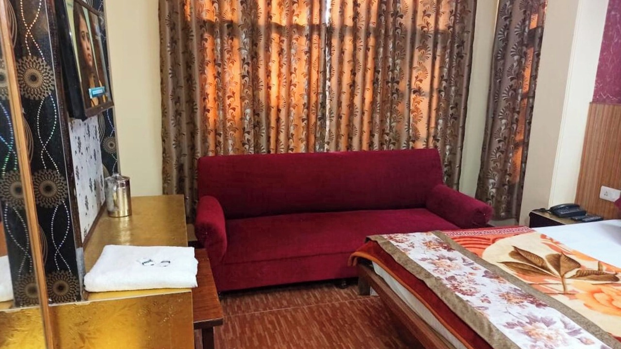 Photo of Bedroom in Knollswood