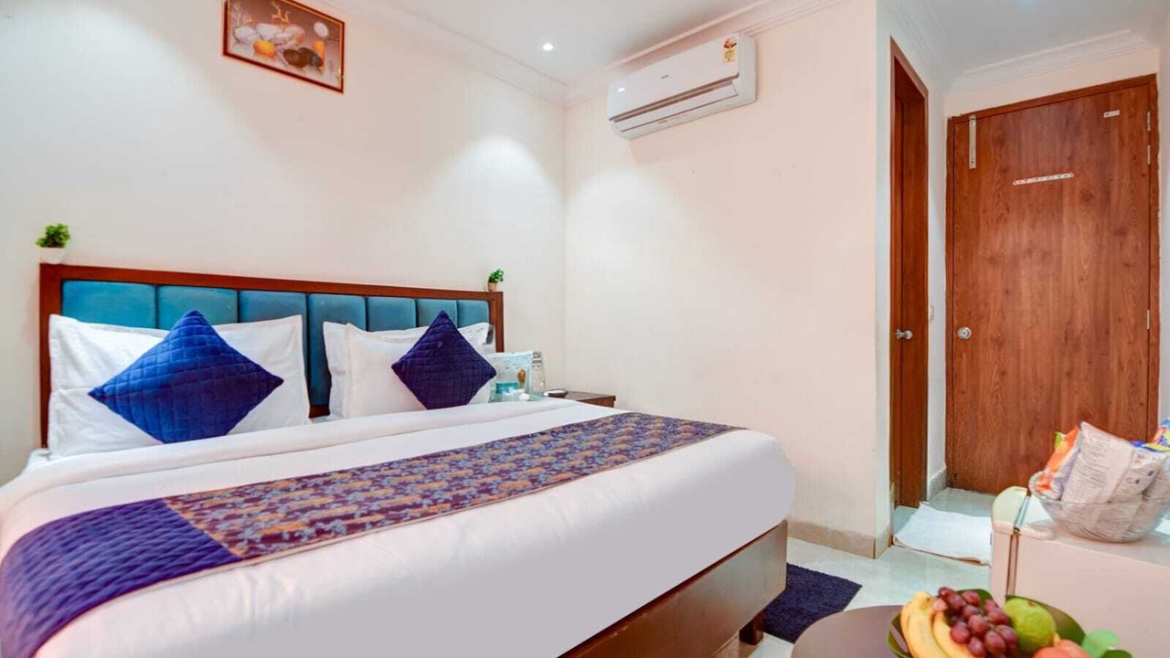 Photo of Bedroom in Mahipalpur