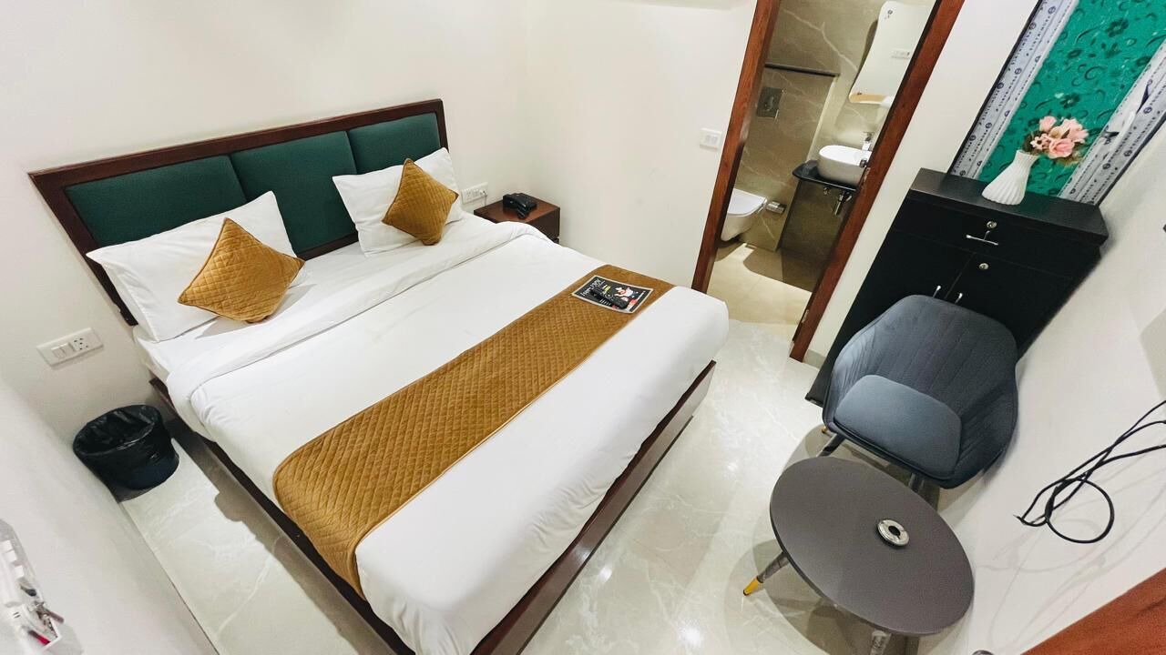 Photo of Bedroom in Mahipalpur