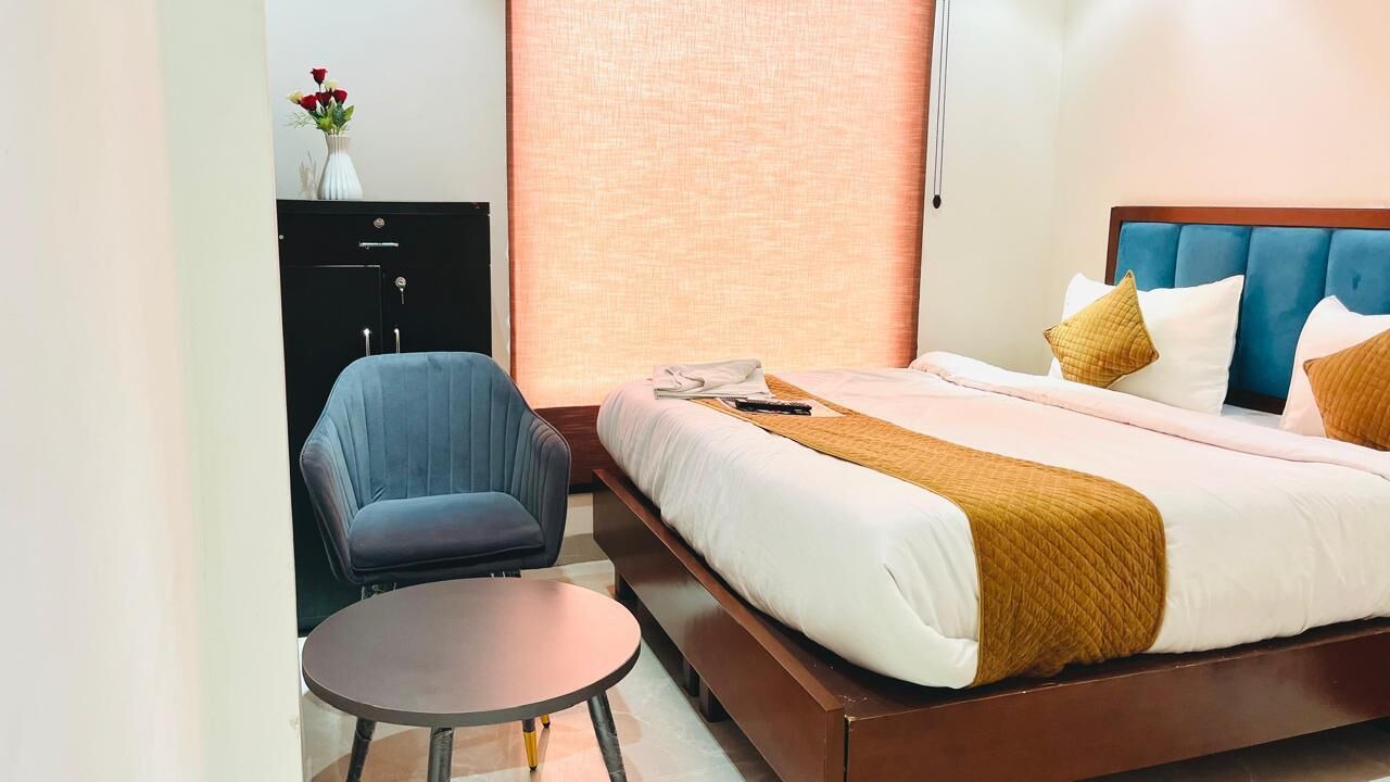 Photo of Bedroom in Mahipalpur