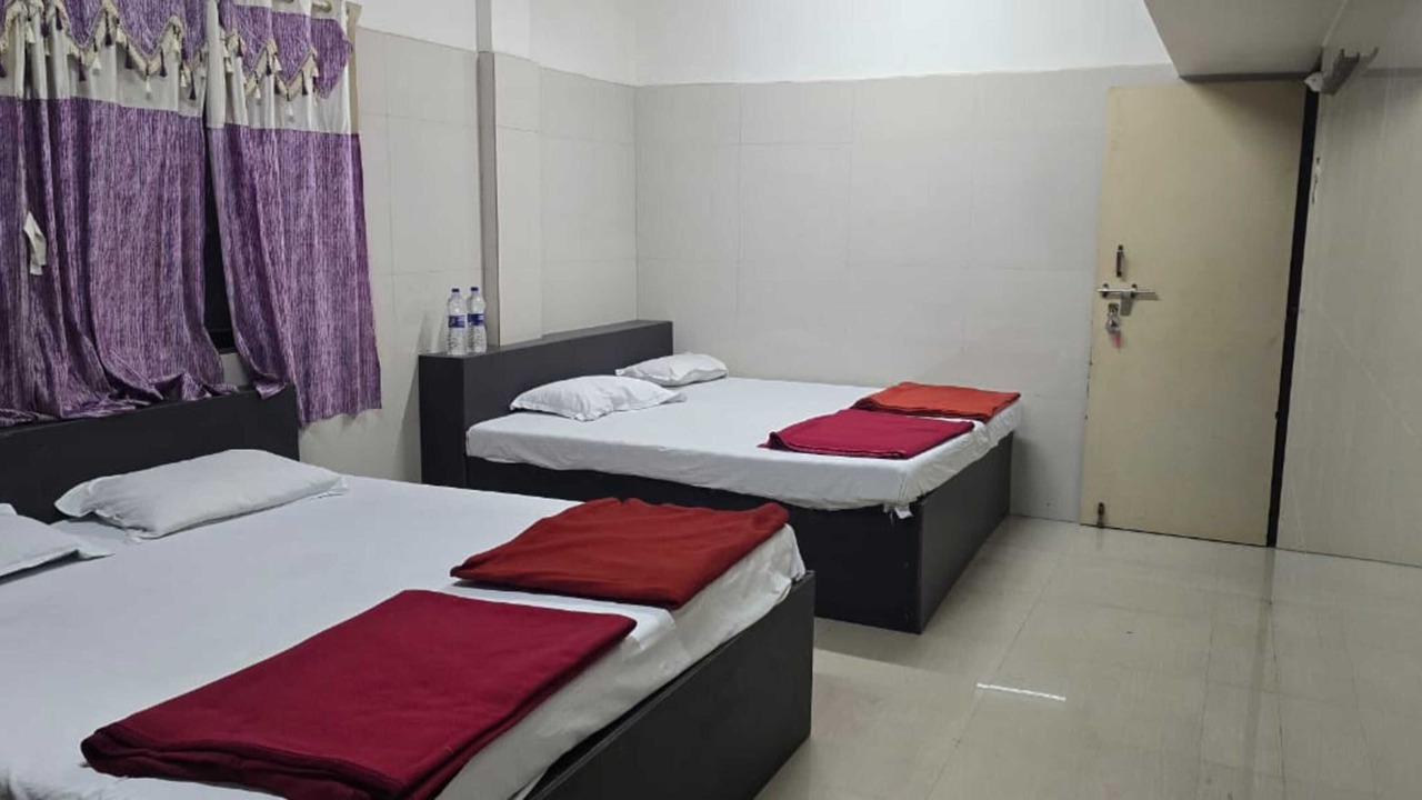 Photo of Bedroom in Shirol