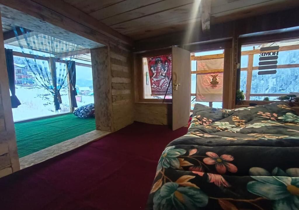 Photo of Bedroom in Kasol