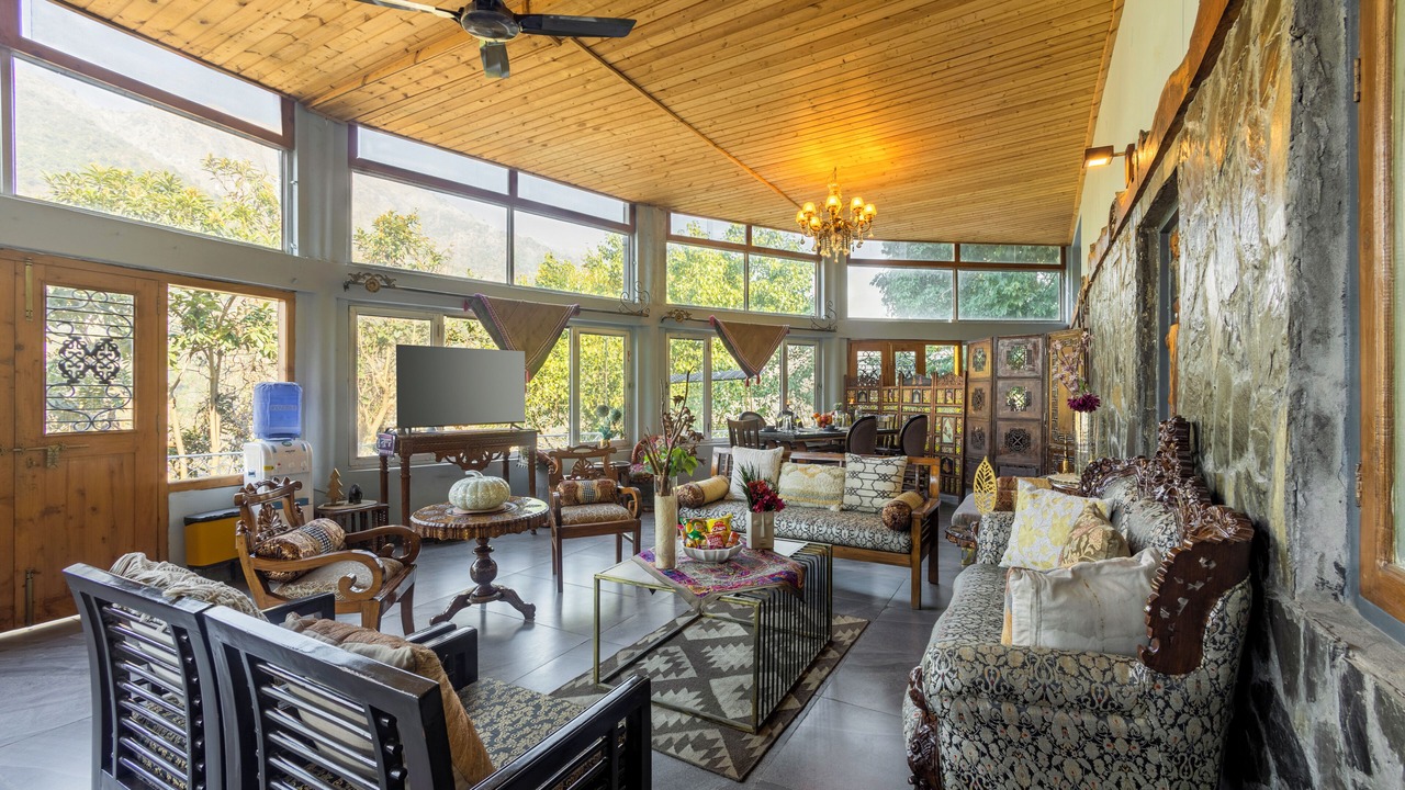 Photo of Livingroom in Tehri