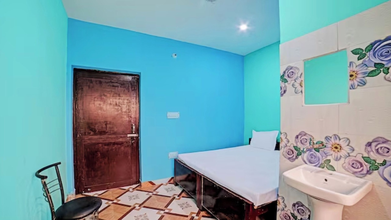 Photo of Bedroom in Majkhali