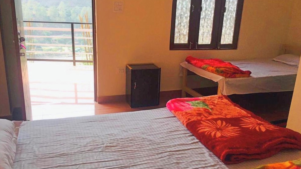 Photo of Bedroom in Uttarkashi