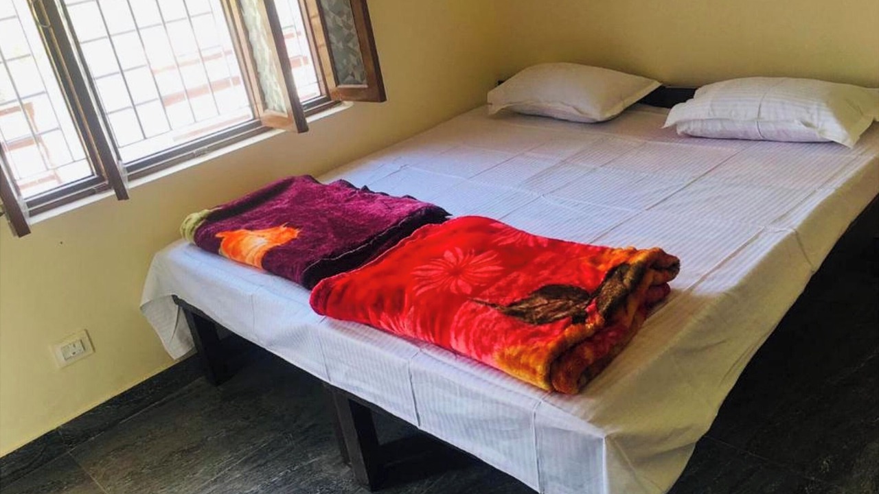 Photo of Bedroom in Uttarkashi