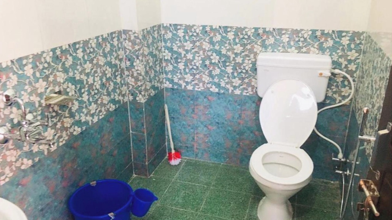 Photo of Bathroom in Uttarkashi
