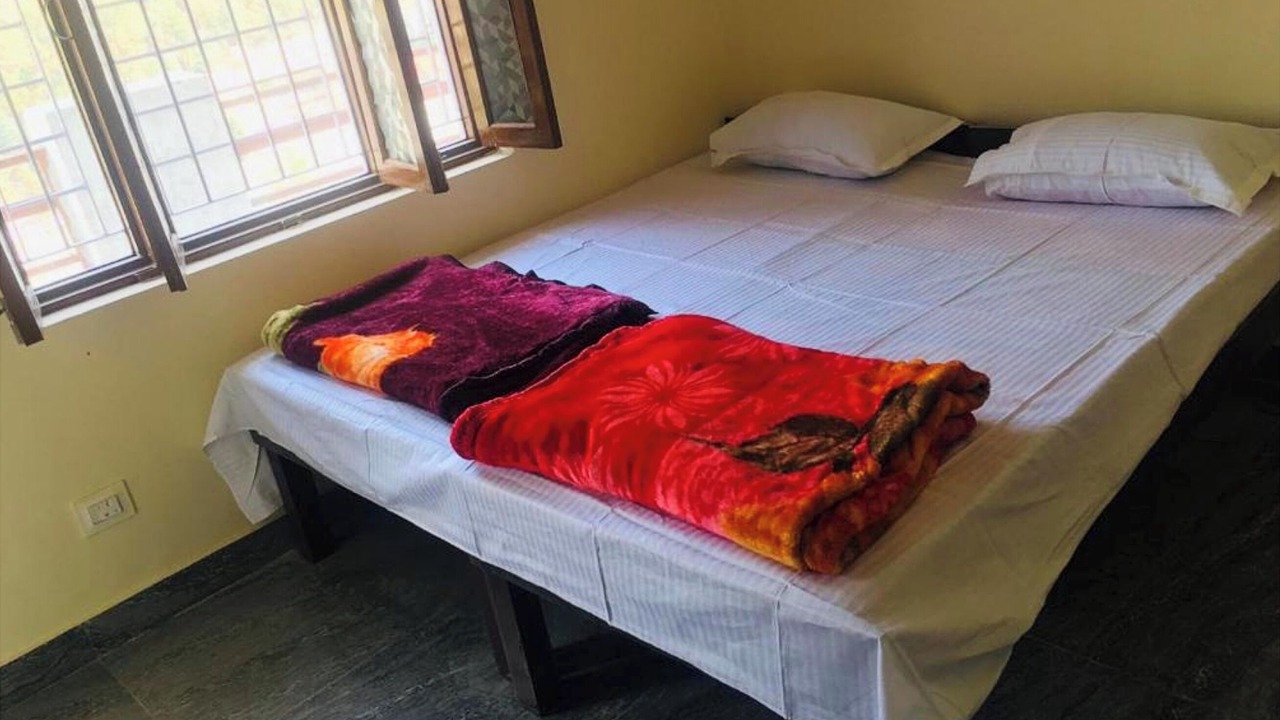 Photo of Bedroom in Uttarkashi
