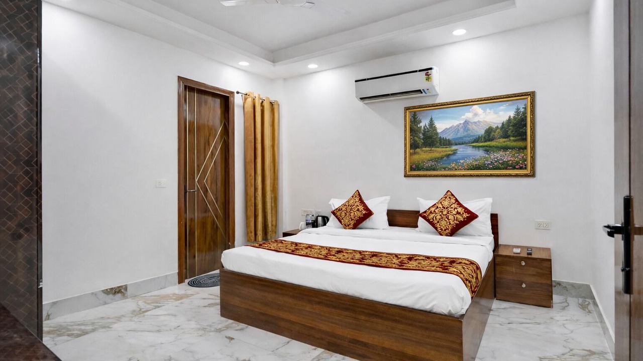 Photo of Bedroom in Sainik Farm