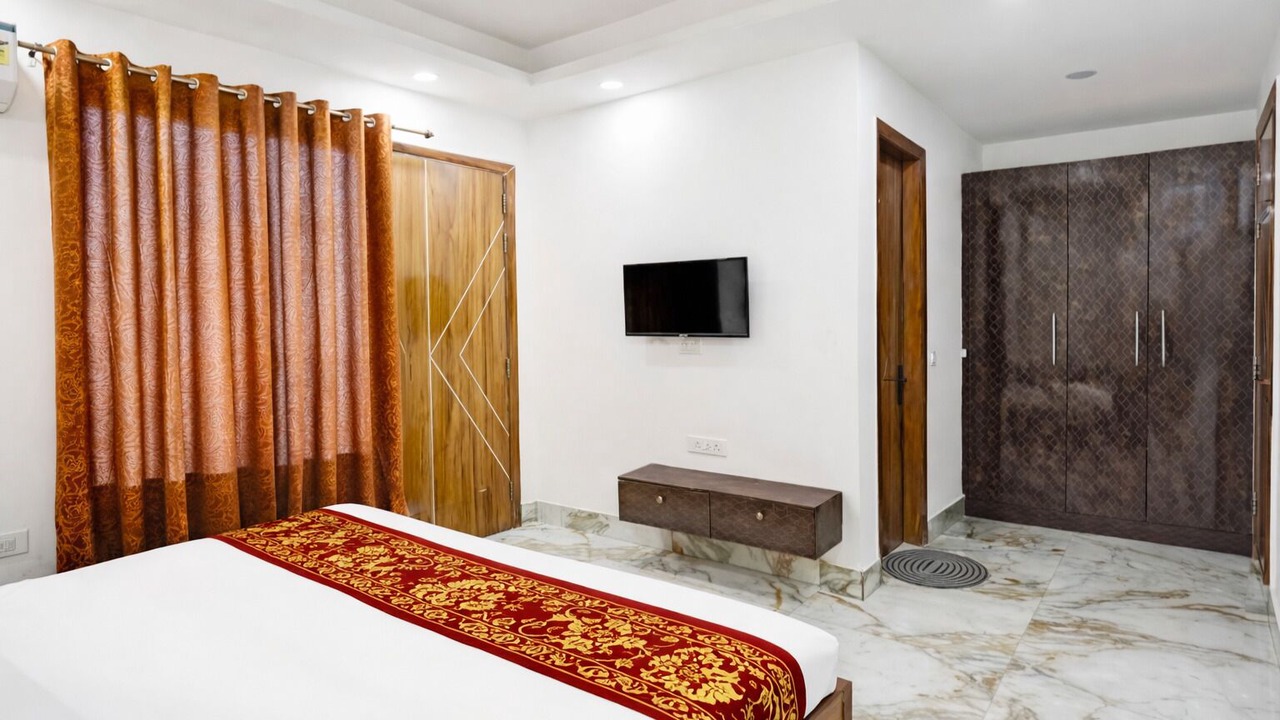 Photo of Bedroom in Sainik Farm