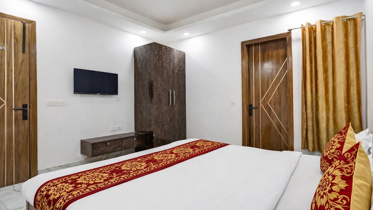 Photo of Bedroom in Sainik Farm