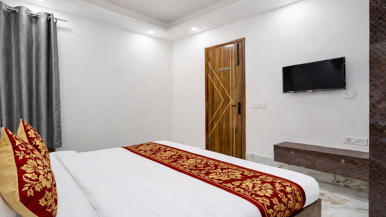 Photo of Bedroom in Sainik Farm
