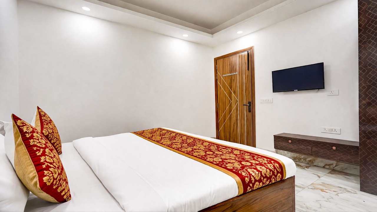Photo of Bedroom in Sainik Farm