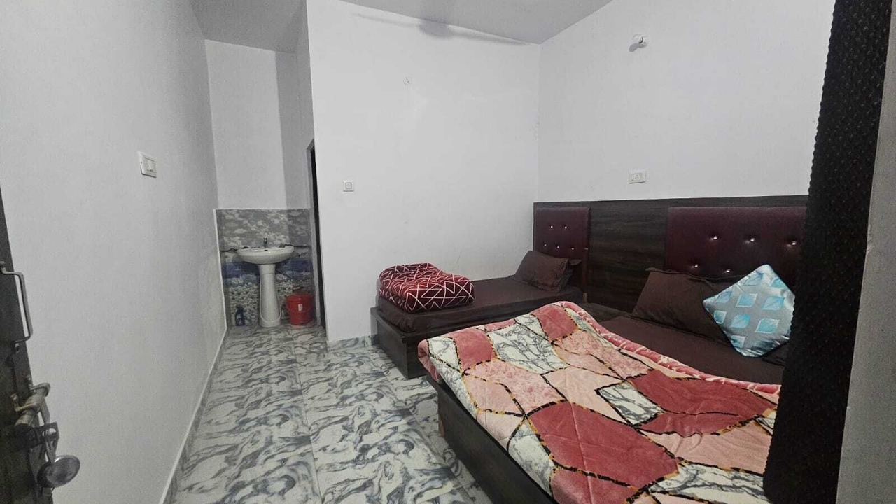 Photo of Bedroom in Kedarnath