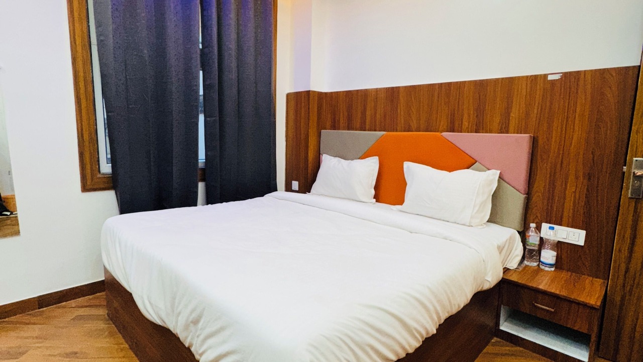 Photo of Bedroom in Allahabad