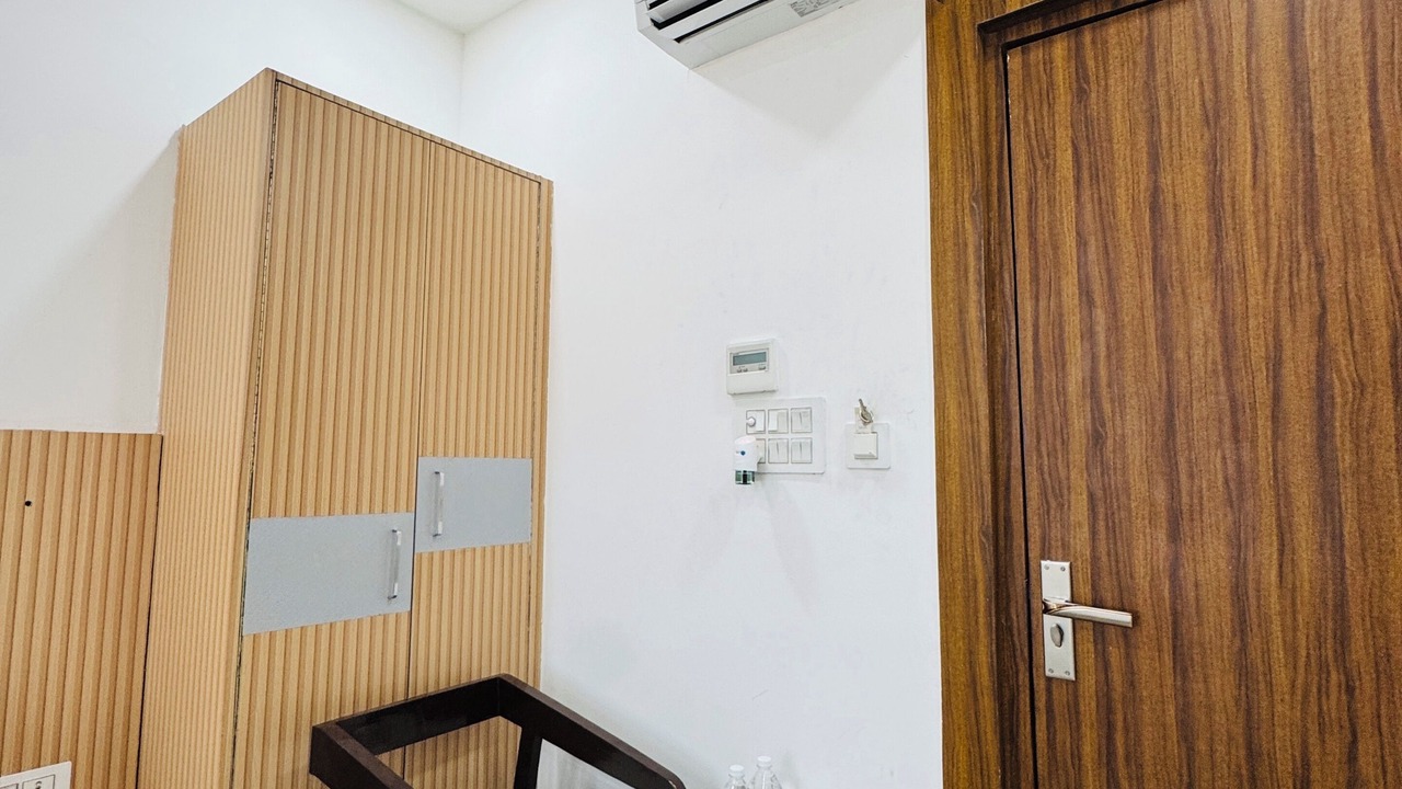 Photo of Bedroom in Allahabad