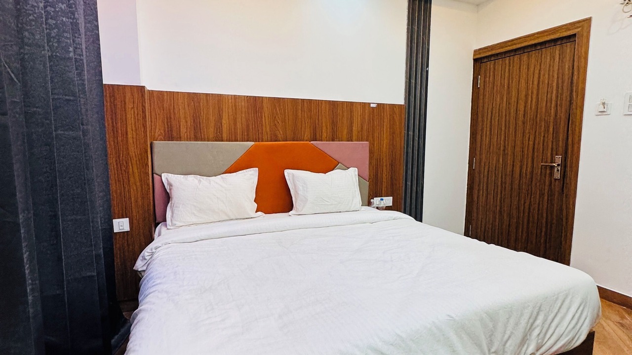 Photo of Bedroom in Allahabad