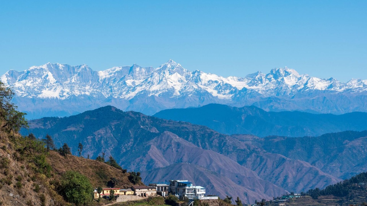 Photo of Bedroom in Tehri