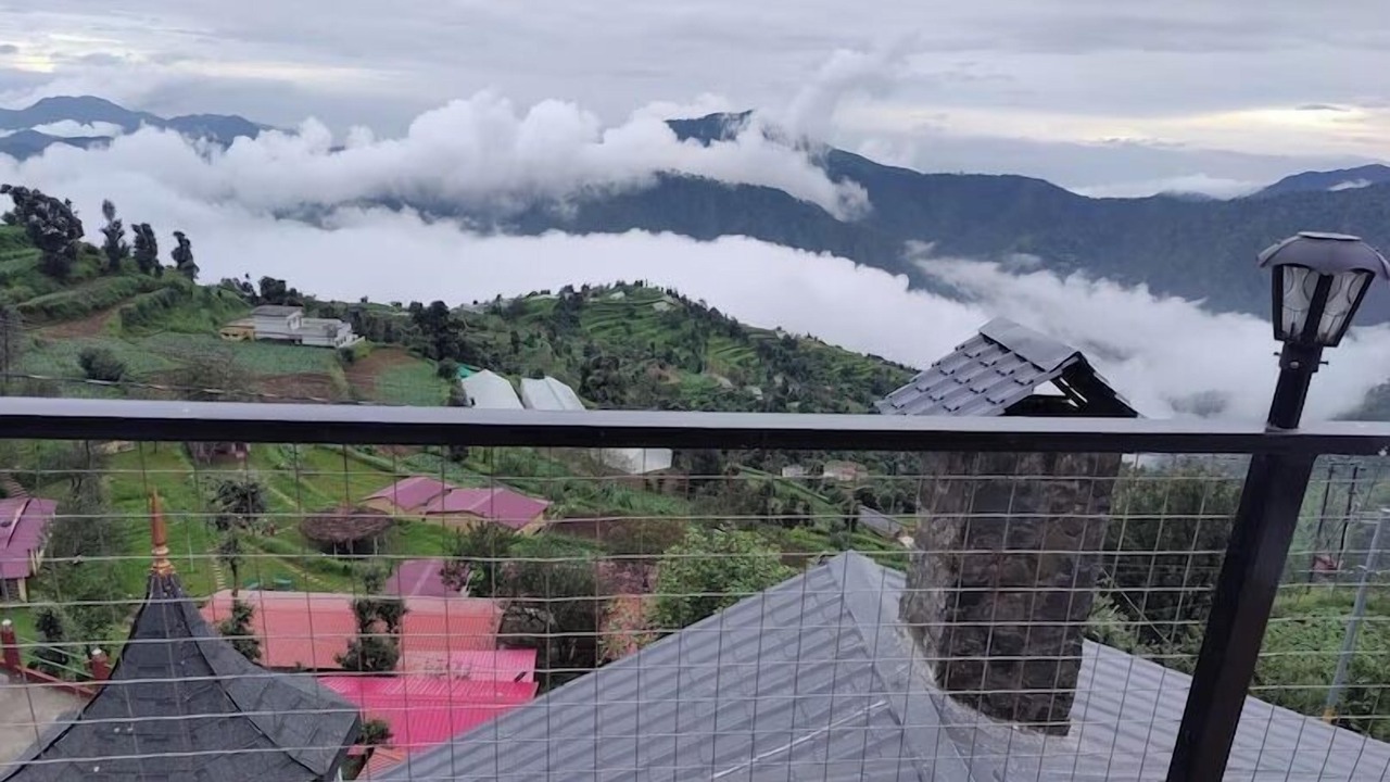 Photo of Bedroom in Tehri