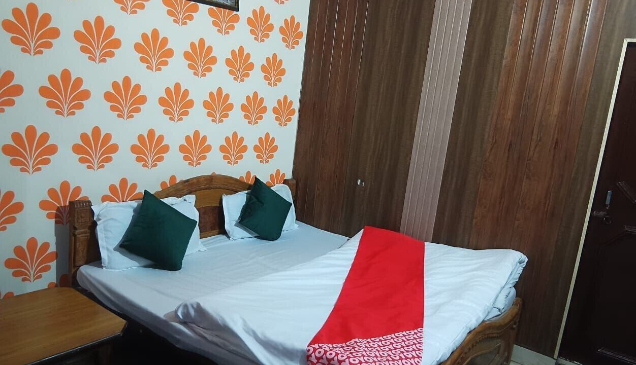 Photo of Bedroom in Guptkashi