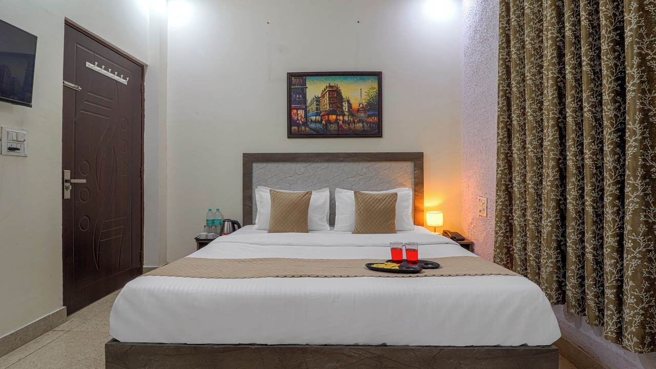 Photo of Bedroom in Haridwar