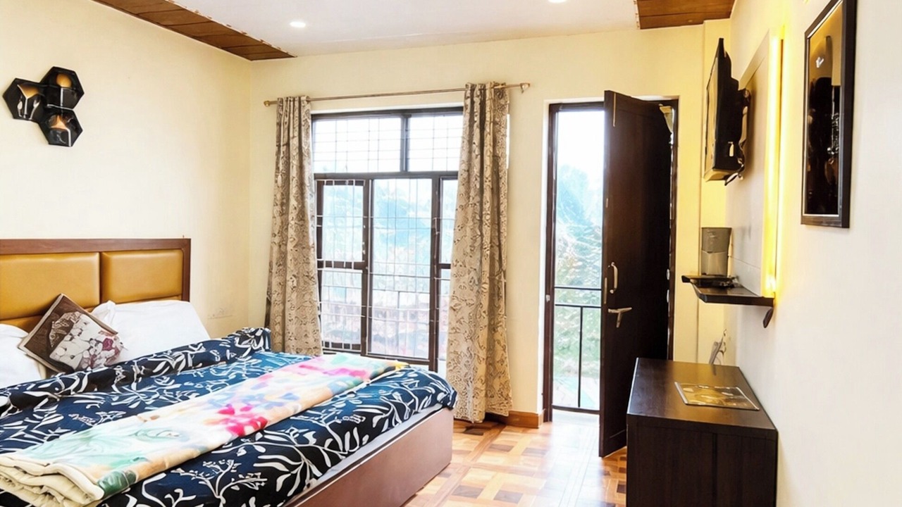 Photo of Bedroom in The Mall Road
