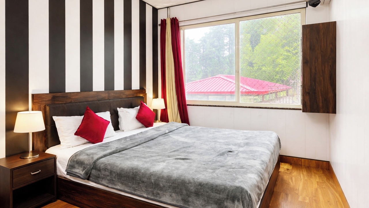 Photo of Bedroom in The Mall Road