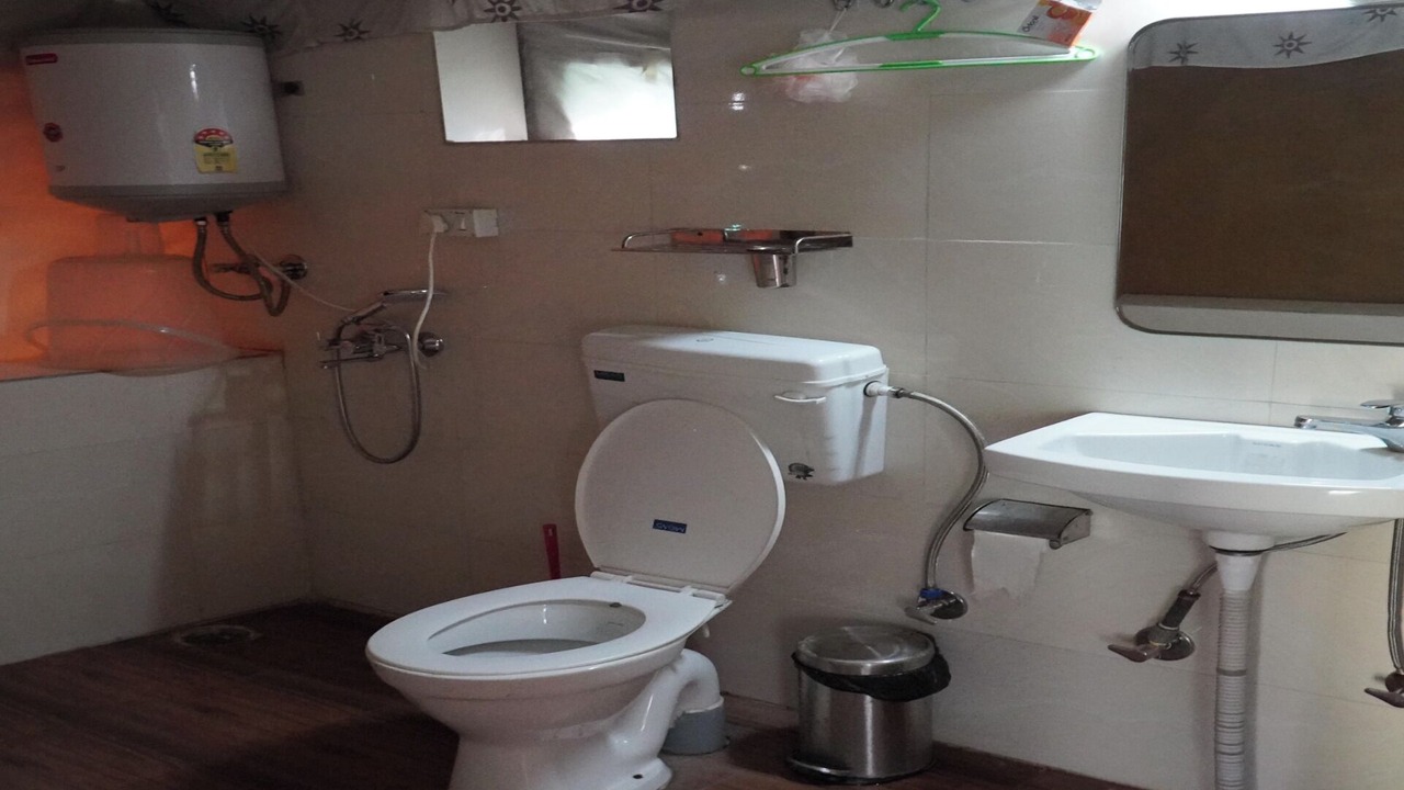 Photo of Bathroom in Kaul