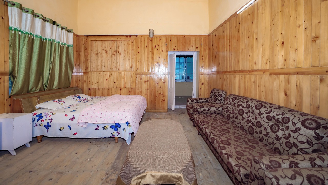 Photo of Bedroom in Rampur