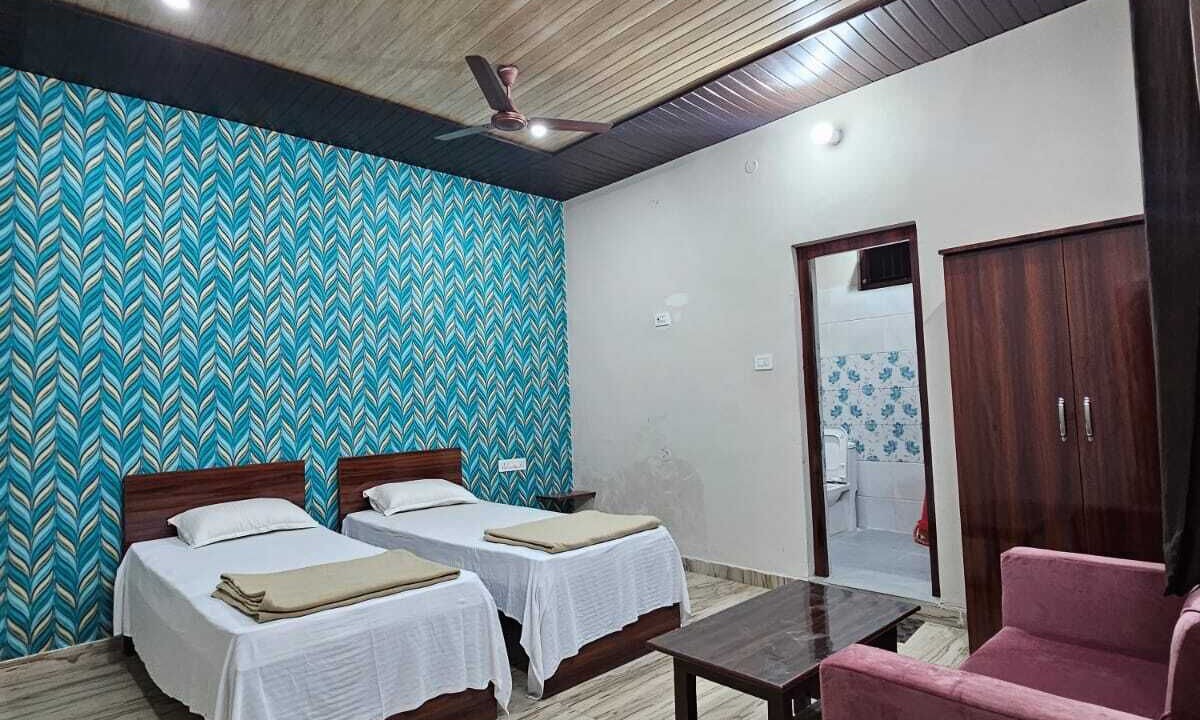 Photo of Bedroom in Chhibramau