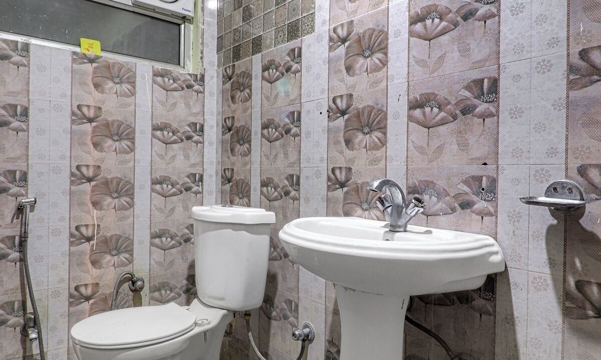 Photo of Bathroom in Haridwar