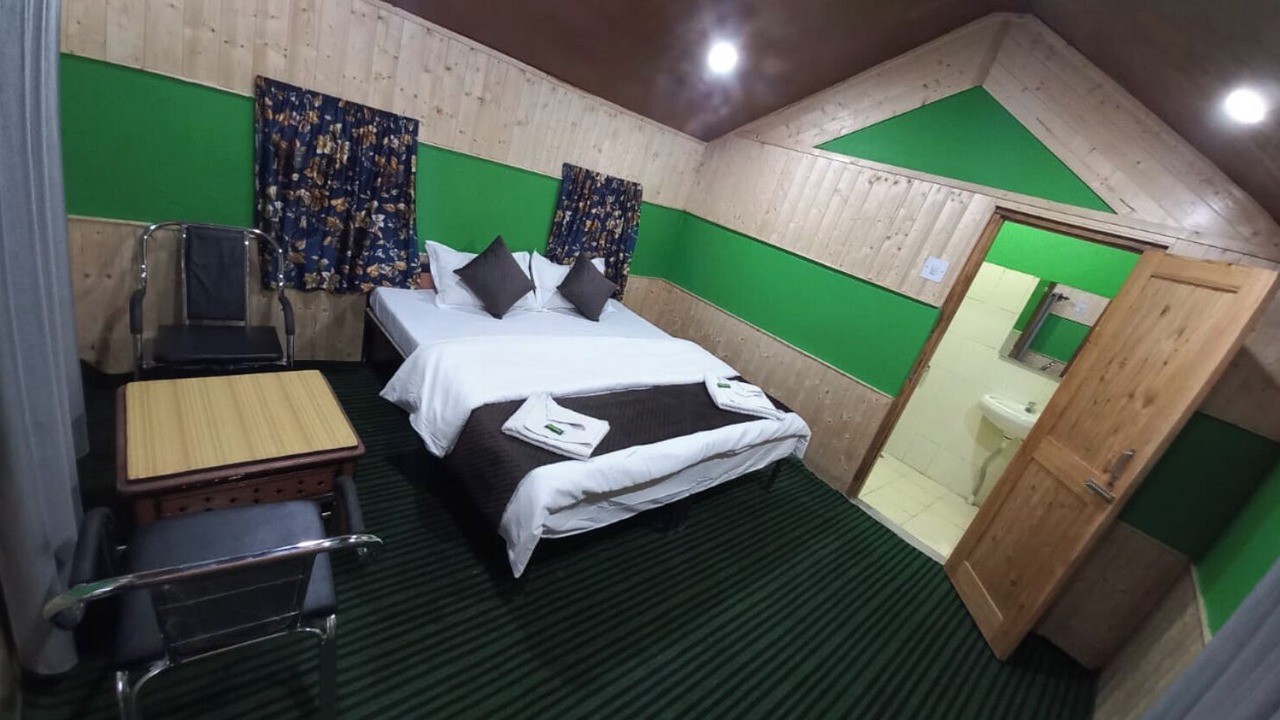 Photo of Bedroom in Kasol