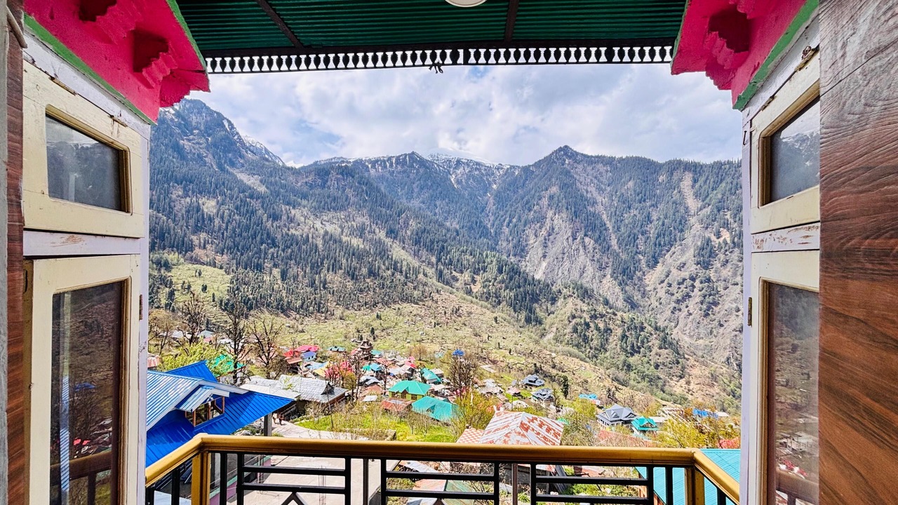 Photo of Outdoor in Nichar