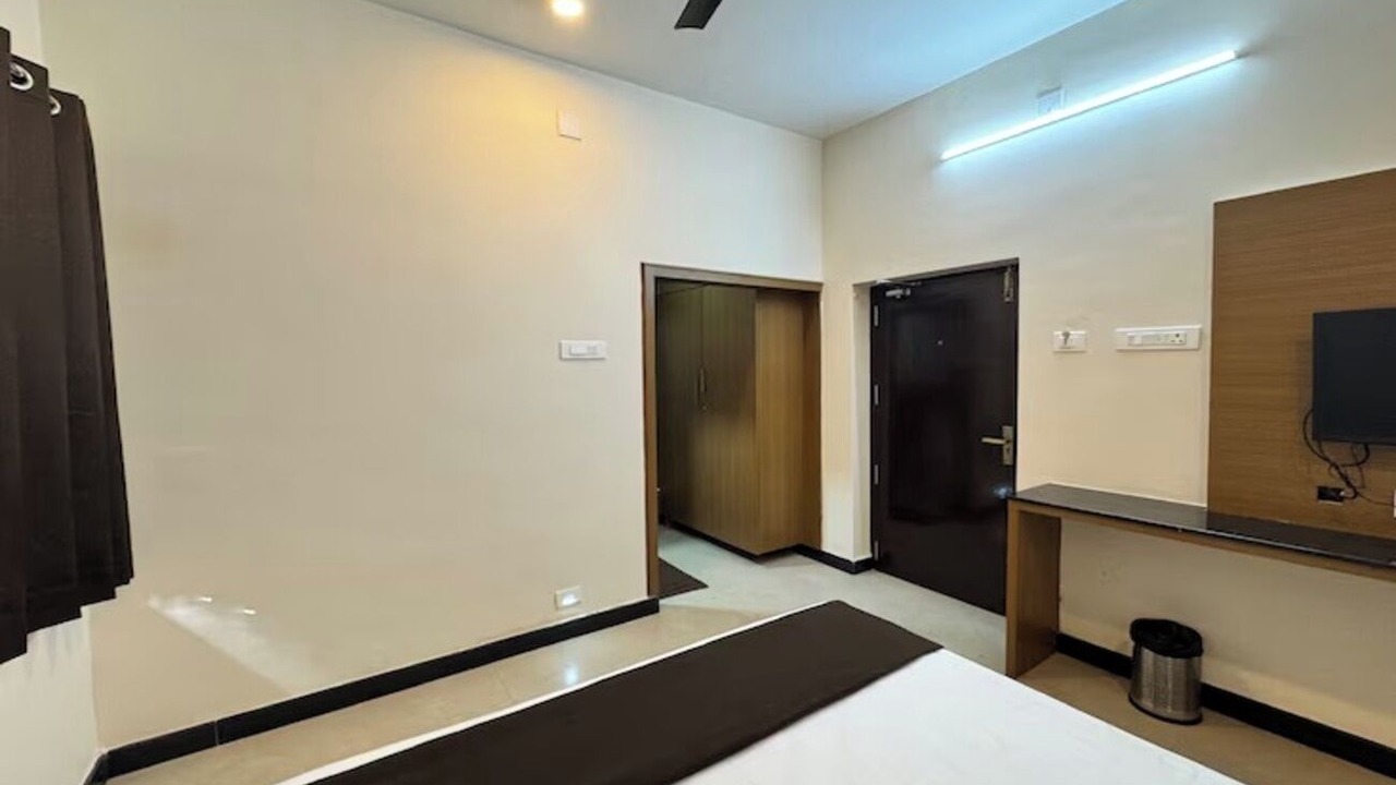 Photo of Bedroom in Udumalaipettai