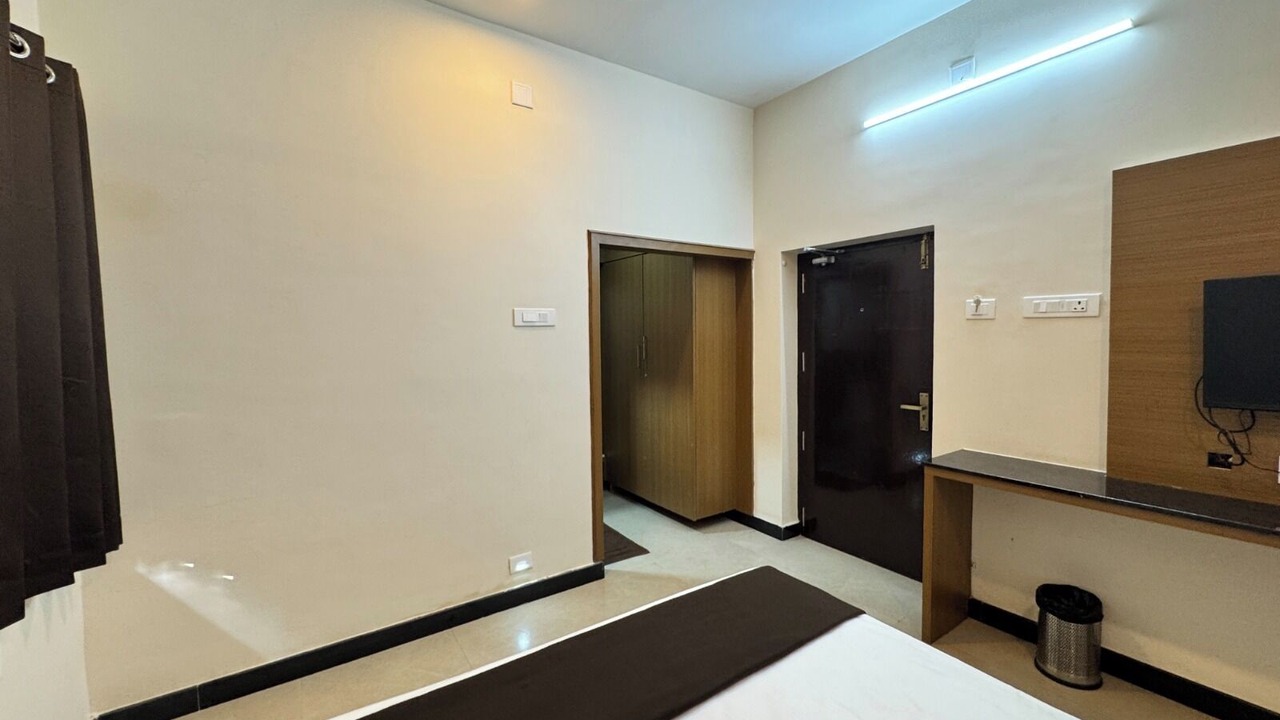 Photo of Bedroom in Udumalaipettai