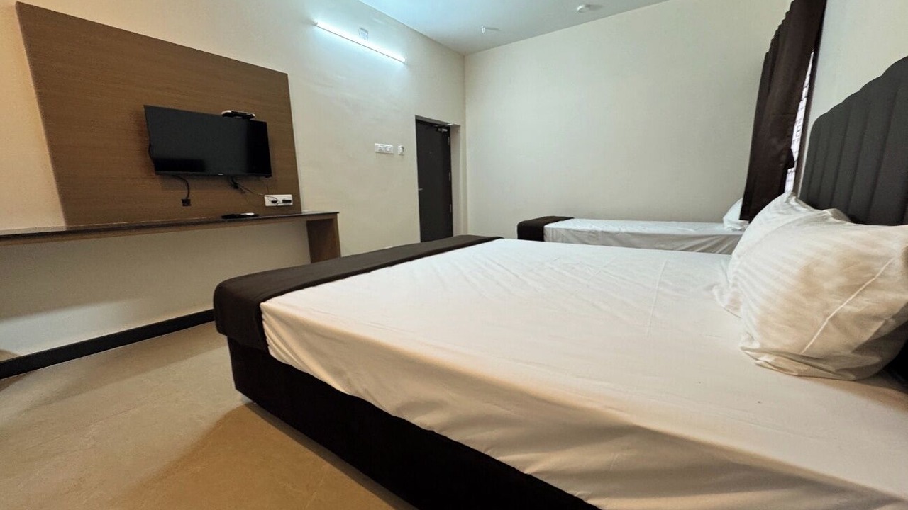 Photo of Bedroom in Udumalaipettai
