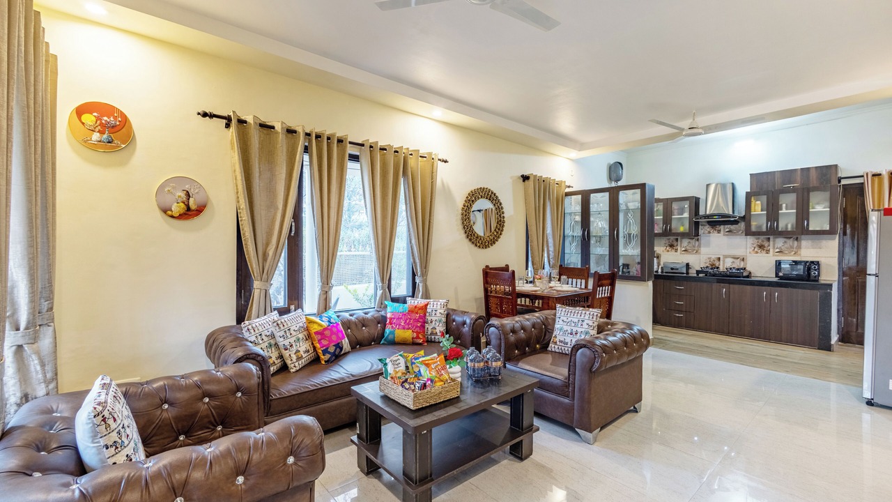 Photo of Livingroom in Bhimtal