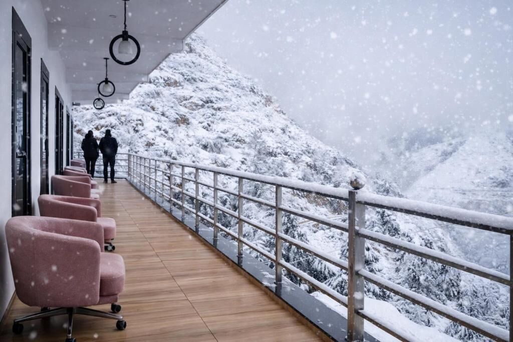 Photo of Patio Balcony in Chakrata
