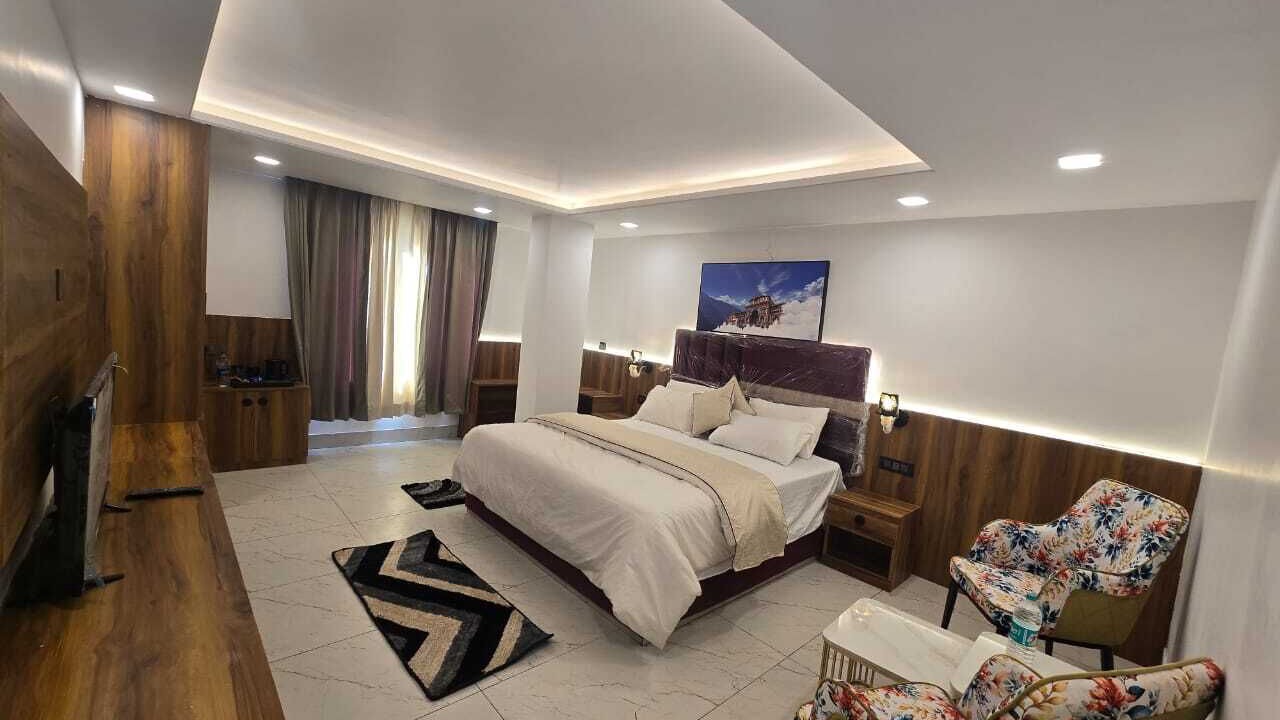 Photo of Bedroom in Badrinath