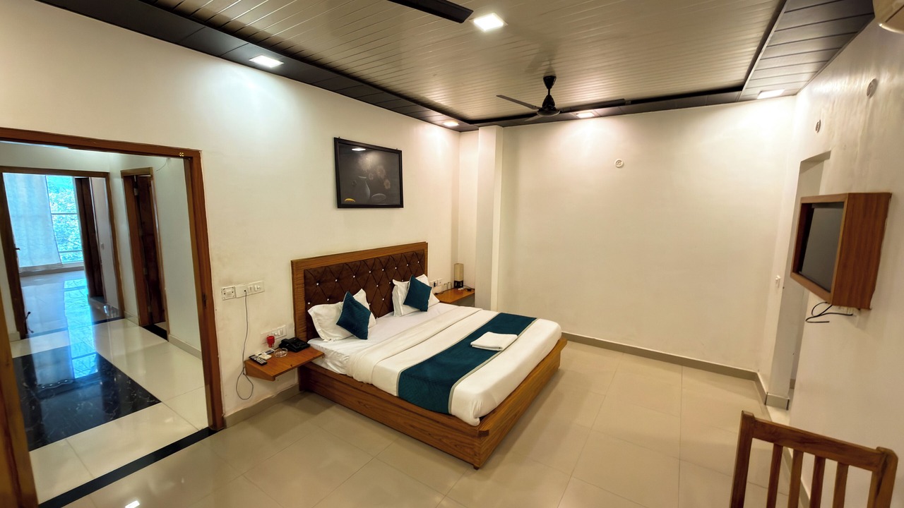 Photo of Bedroom in Ramnagar