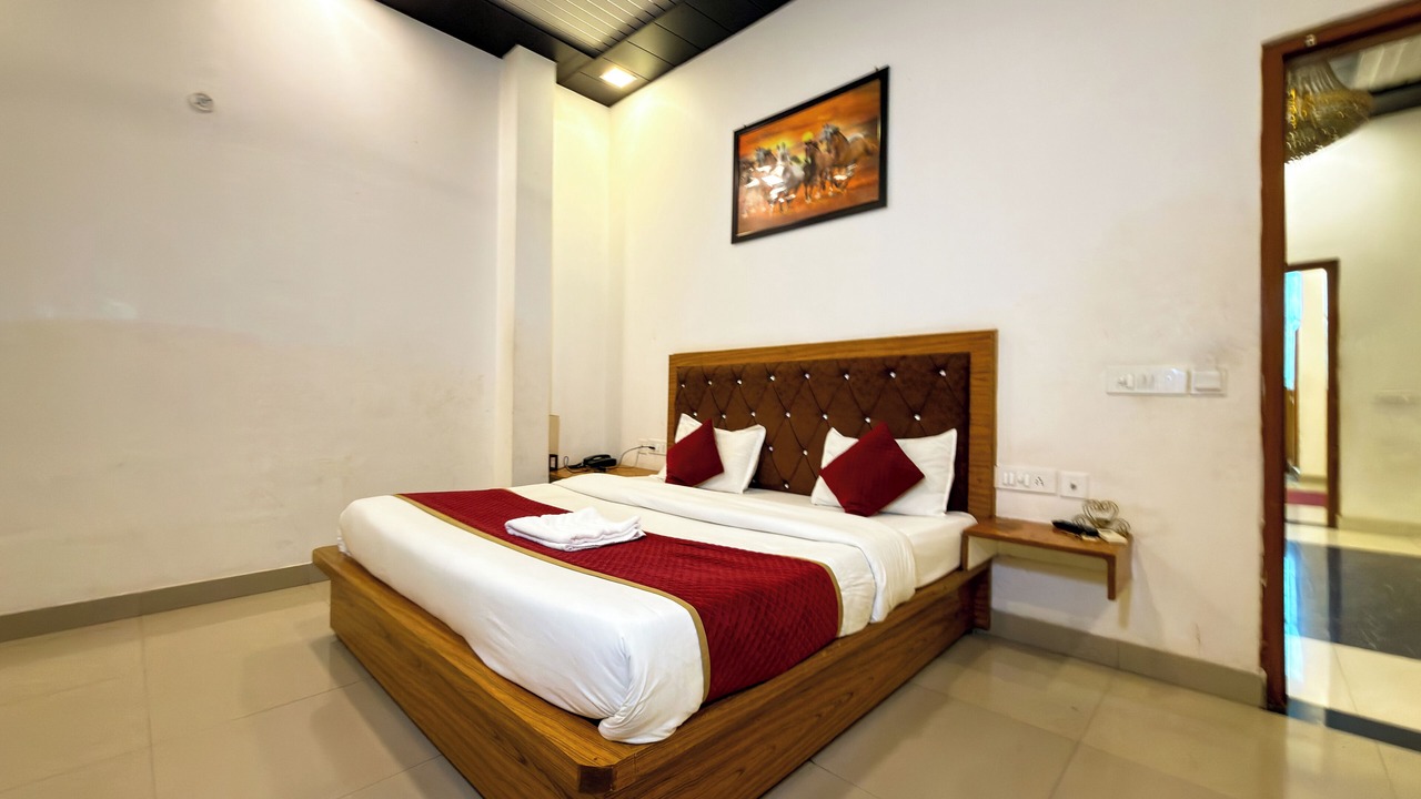Photo of Bedroom in Ramnagar