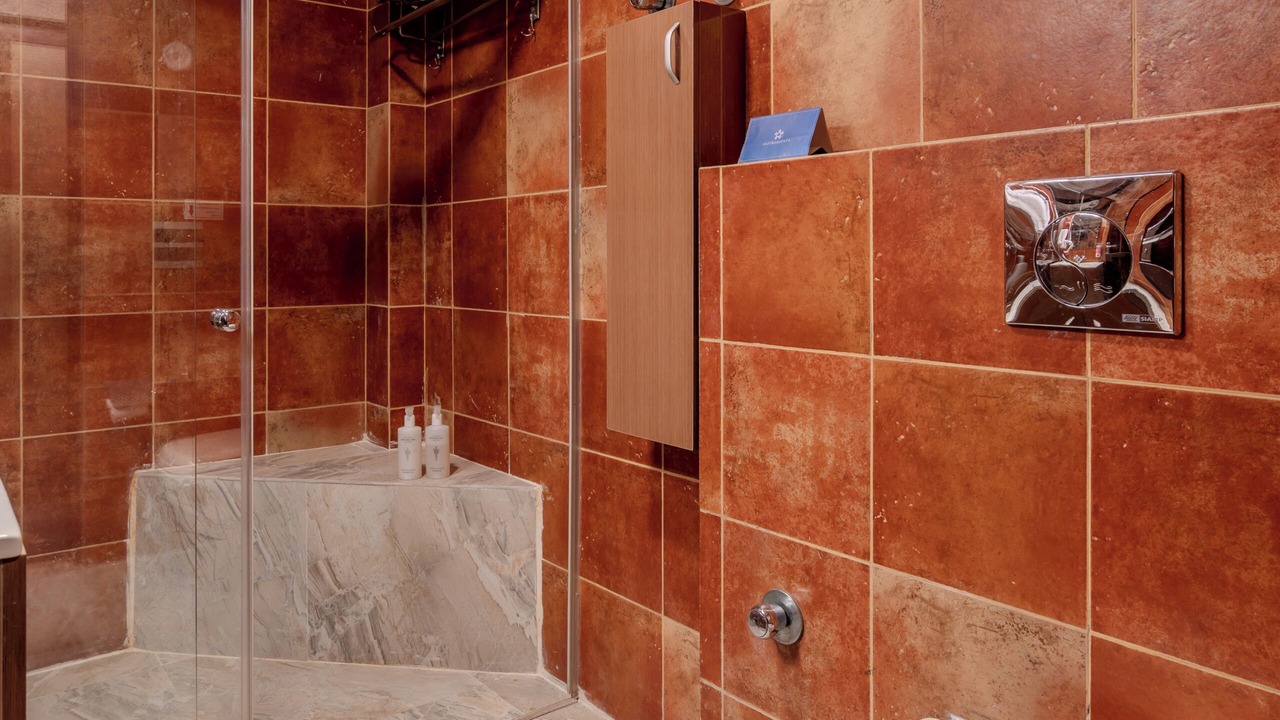 Photo of Bathroom in Fatehpur